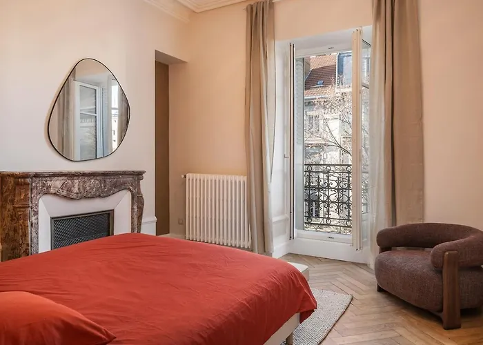 Apartment Le Dubedout - Hyper Centre - Bastille Grenoble